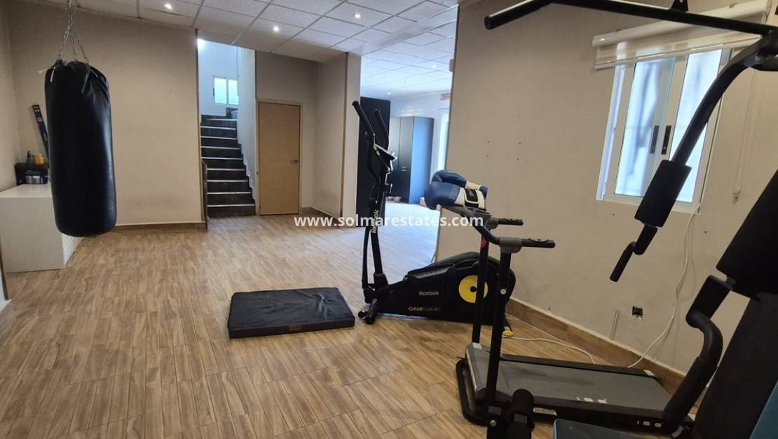 3 soverom Villa til salgs i Villamartin med svømmebasseng - € 425 000 (Ref: 10016522)