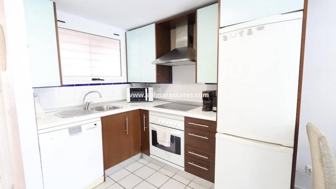 1 slaapkamer Appartement te koop in Playa Flamenca met zwembad garage - € 189.000 (Ref: 10016523)