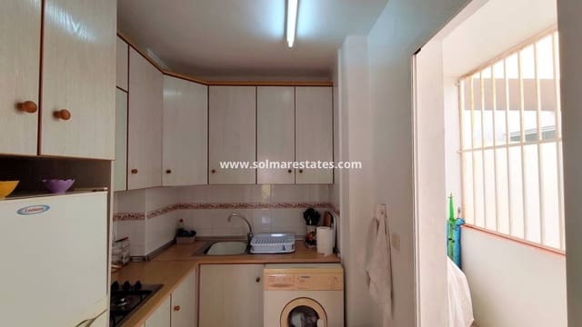 2 Zimmer Apartment zu verkaufen in La Zenia, Orihuela mit Pool - 169.900 € (Ref: 10021198)