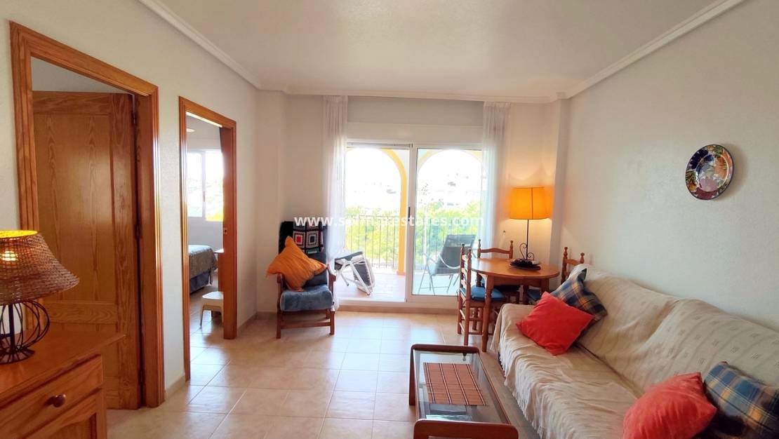 2 Zimmer Apartment zu verkaufen in La Zenia mit Pool - 169.900 € (Ref: 10021198)