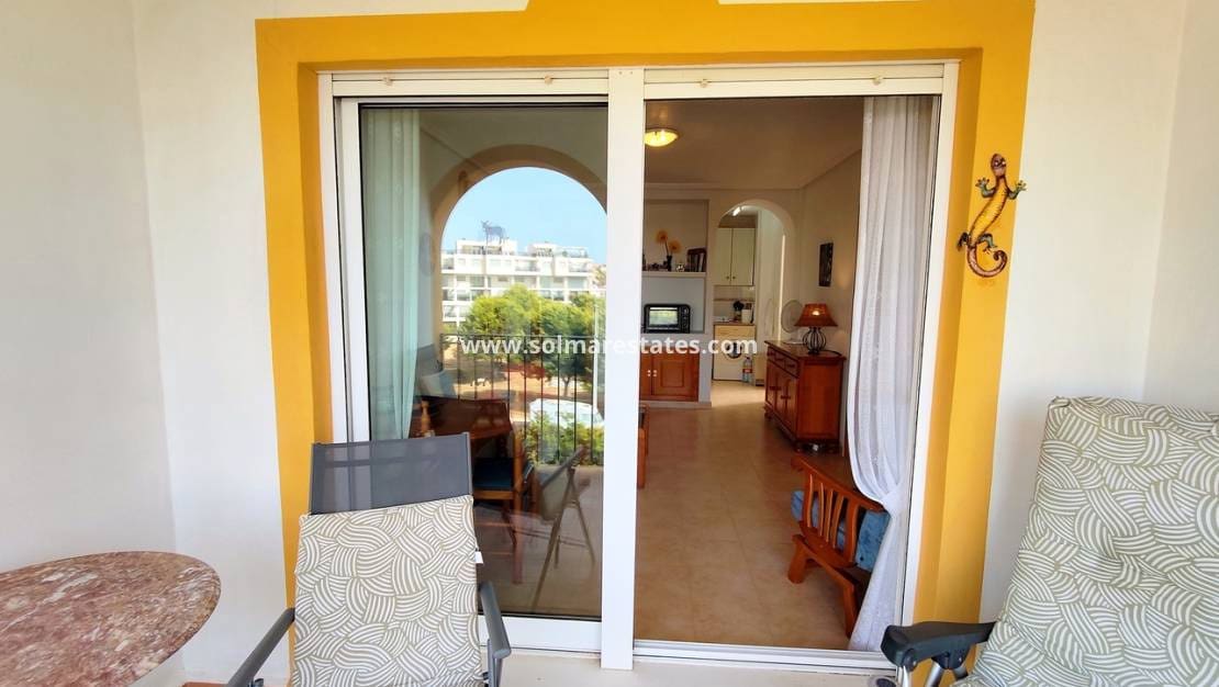 2 Zimmer Apartment zu verkaufen in La Zenia mit Pool - 169.900 € (Ref: 10021198)