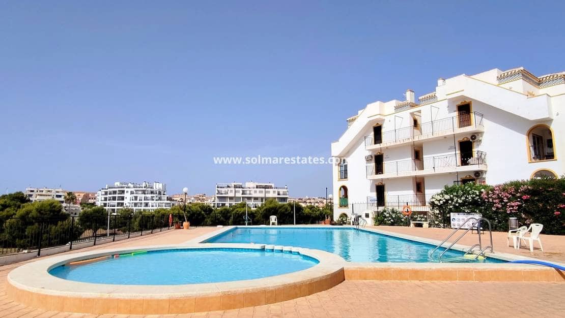 2 Zimmer Apartment zu verkaufen in La Zenia mit Pool - 169.900 € (Ref: 10021198)