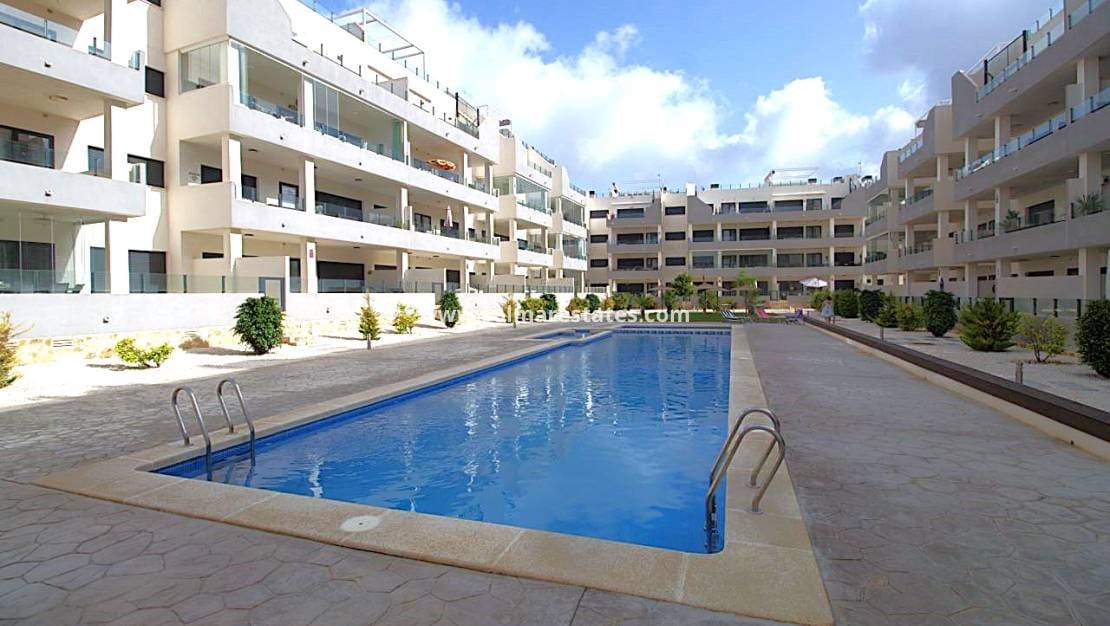 2 soverom Leilighet til salgs i Villamartin med svømmebasseng - € 329 000 (Ref: 10021348)