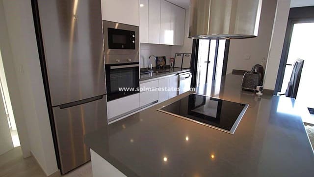 2 soverom Leilighet til salgs i Villamartin, Orihuela med svømmebasseng - € 329 000 (Ref: 10021348)