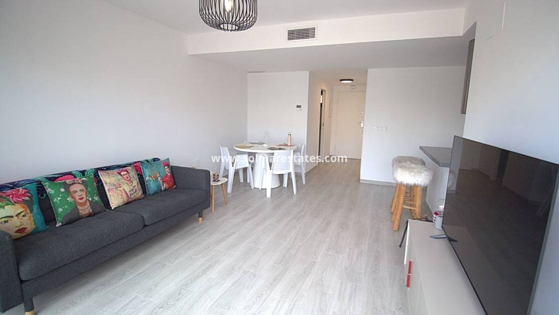 2 soverom Leilighet til salgs i Villamartin med svømmebasseng - € 329 000 (Ref: 10021348)