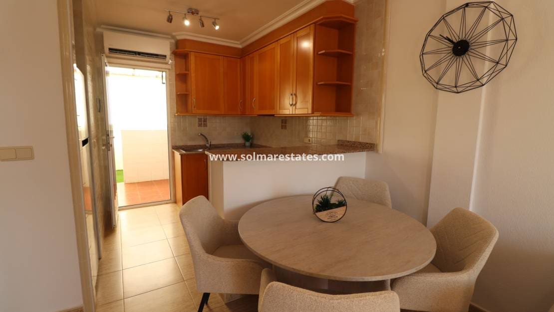 2 Zimmer Bungalow zu verkaufen in Algorfa mit Pool - 164.950 € (Ref: 10021349)