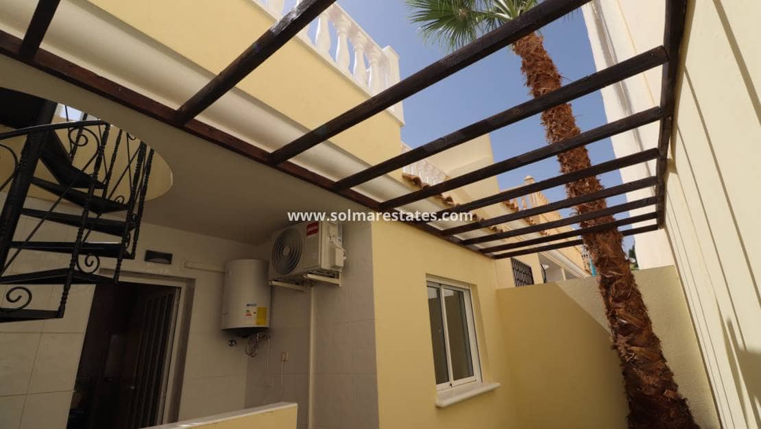 2 Zimmer Bungalow zu verkaufen in Algorfa mit Pool - 164.950 € (Ref: 10021349)