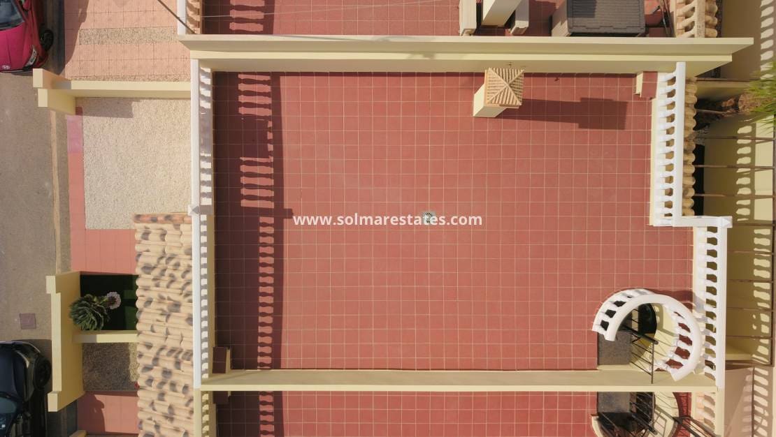 2 Zimmer Bungalow zu verkaufen in Algorfa mit Pool - 164.950 € (Ref: 10021349)