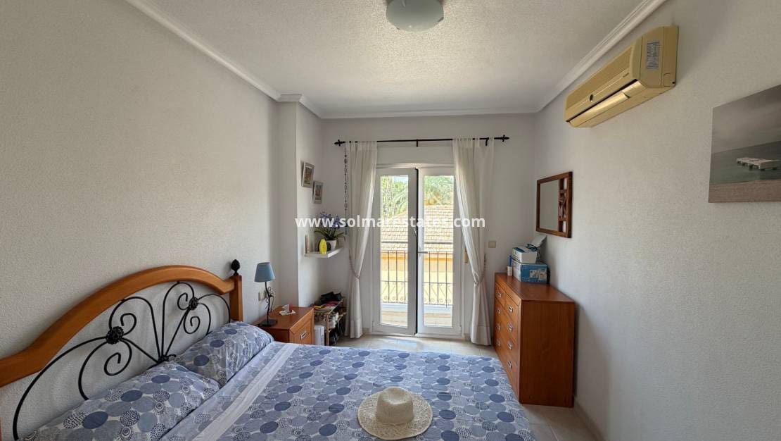 2 makuuhuone Huoneisto myytävänä paikassa Jacarilla mukana uima-altaan - 129 950 € (Ref: 10021350)