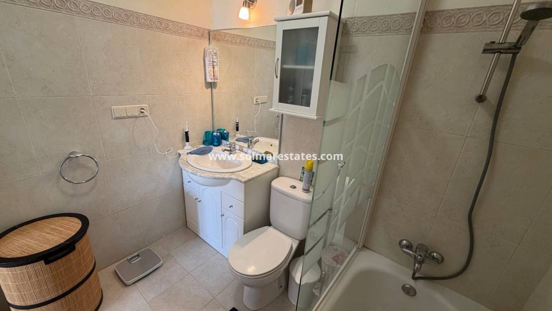 2 makuuhuone Huoneisto myytävänä paikassa Jacarilla mukana uima-altaan - 129 950 € (Ref: 10021350)