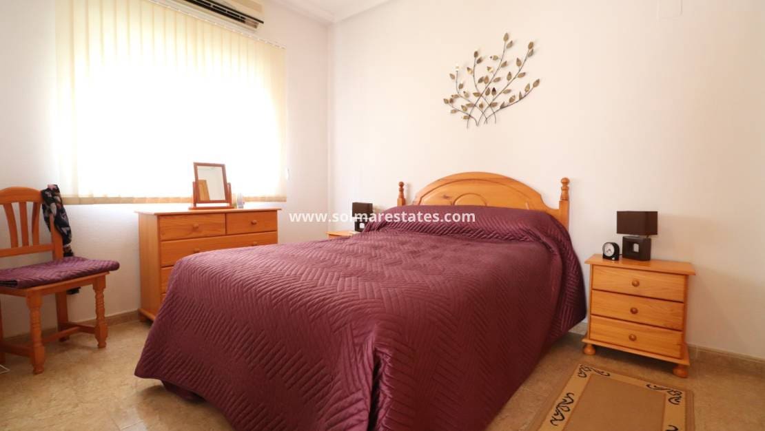 3 sovrum Villa till salu i Lo Crispin med pool - 220 000 € (Ref: 10021351)