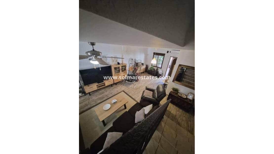 3 makuuhuone Omakotitalo myytävänä paikassa Los Balcones - 320 000 € (Ref: 10021353)