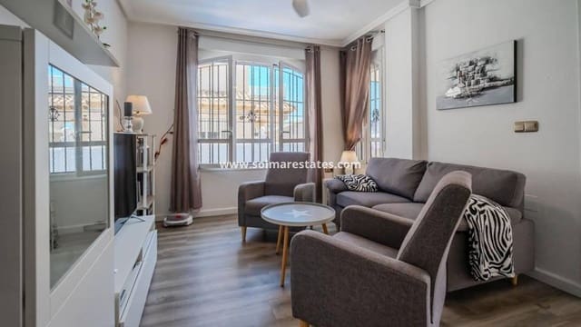 3 quarto Moradia Geminada para venda em Cabo Roig, Orihuela com piscina - 315 000 € (Ref: 10021716)