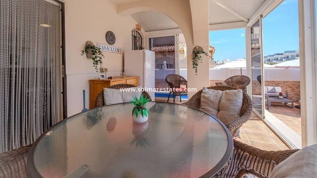 3 quarto Moradia Geminada para venda em Cabo Roig, Orihuela com piscina - 315 000 € (Ref: 10021716)