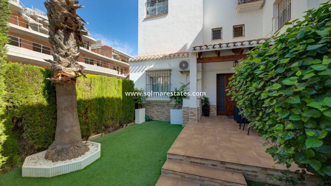 2 sovrum Lägenhet till salu i Playa Flamenca med pool - 235 000 € (Ref: 10023112)