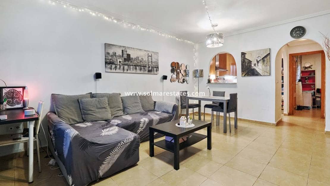 3 sypialnia Dom na sprzedaż w Villamartin z basenem - 239 000 € (Ref: 10023113)