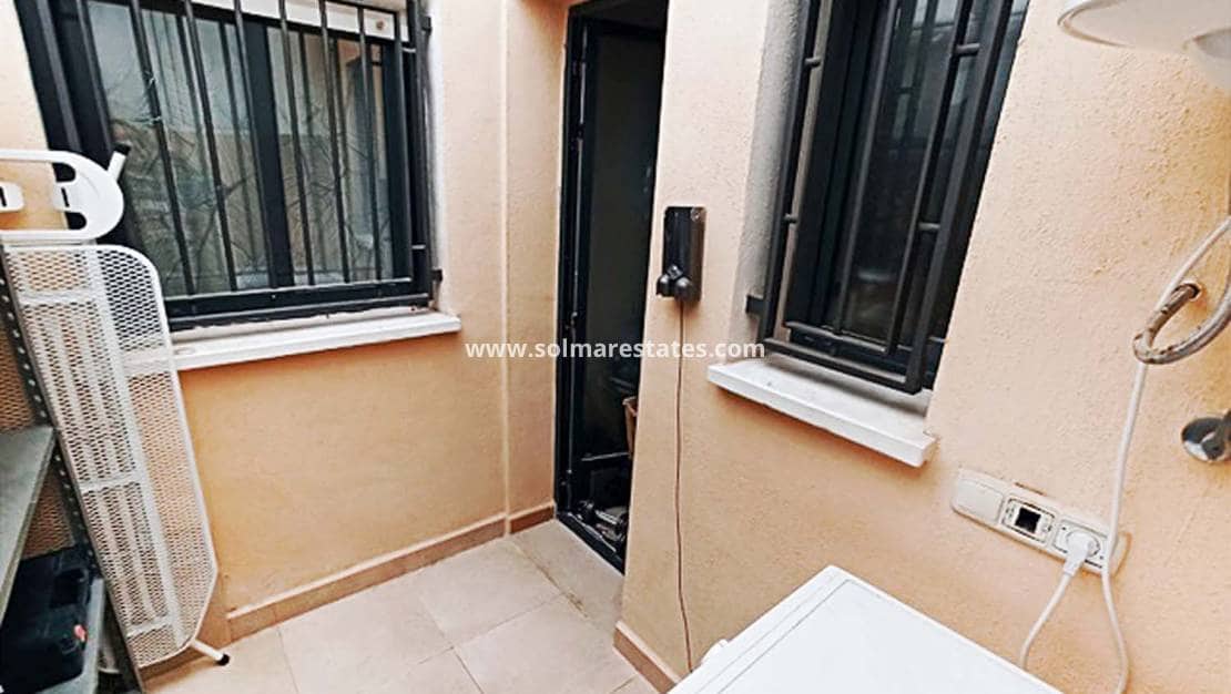 3 sypialnia Dom na sprzedaż w Villamartin z basenem - 239 000 € (Ref: 10023113)