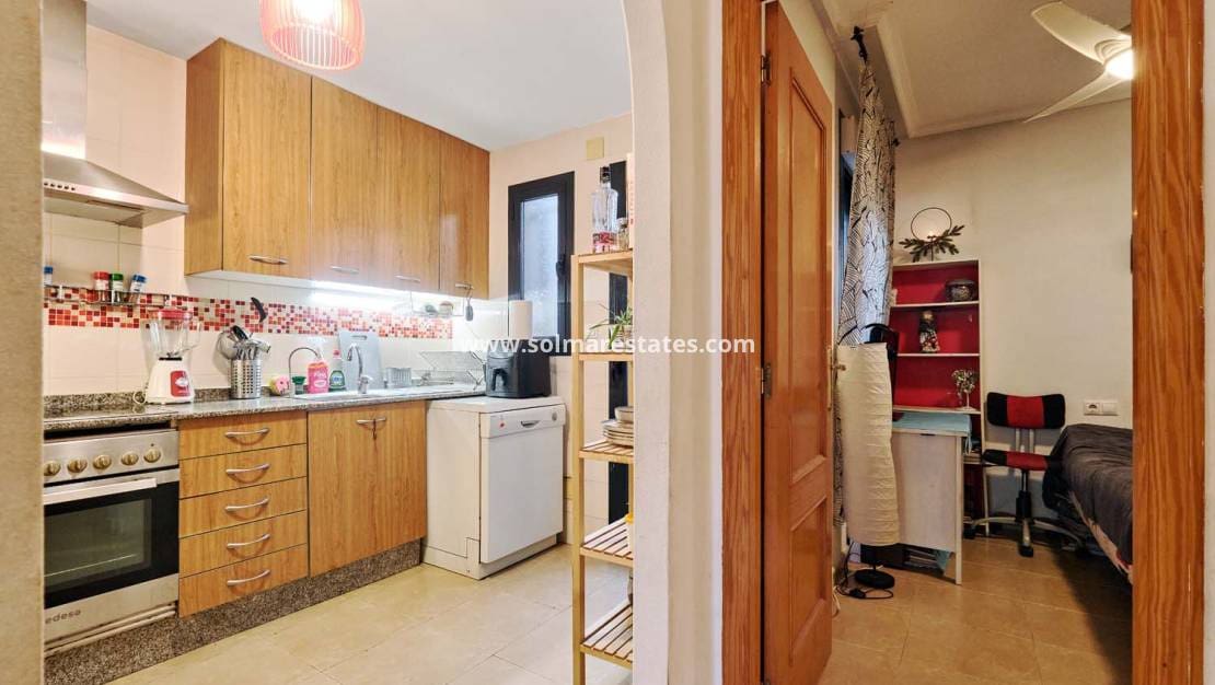 3 sypialnia Dom na sprzedaż w Villamartin z basenem - 239 000 € (Ref: 10023113)