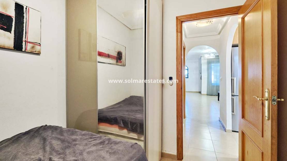 3 sypialnia Dom na sprzedaż w Villamartin z basenem - 239 000 € (Ref: 10023113)