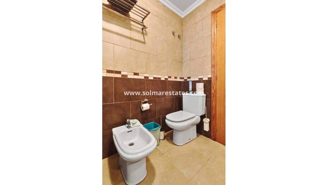 3 sypialnia Dom na sprzedaż w Villamartin z basenem - 239 000 € (Ref: 10023113)