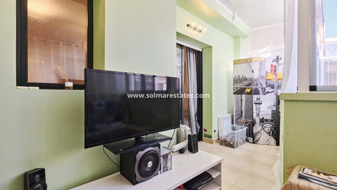 3 sypialnia Dom na sprzedaż w Villamartin z basenem - 239 000 € (Ref: 10023113)