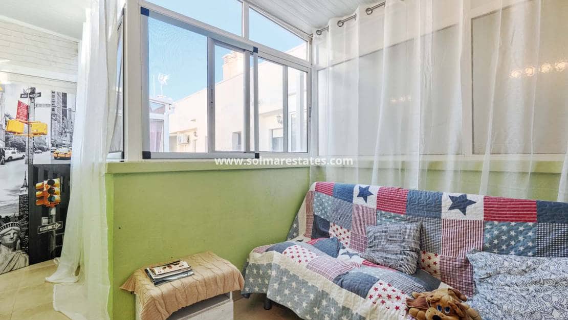 3 sypialnia Dom na sprzedaż w Villamartin z basenem - 239 000 € (Ref: 10023113)