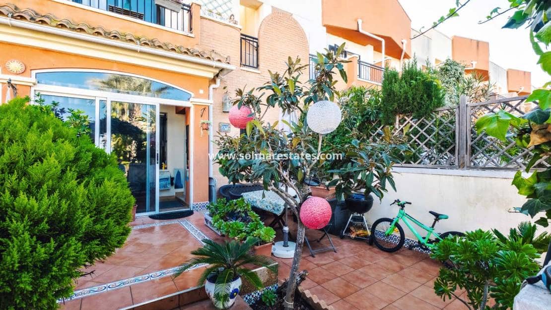3 sypialnia Dom na sprzedaż w Villamartin z basenem - 239 000 € (Ref: 10023113)