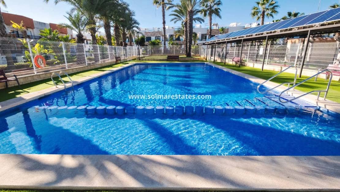 3 sypialnia Dom na sprzedaż w Villamartin z basenem - 239 000 € (Ref: 10023113)