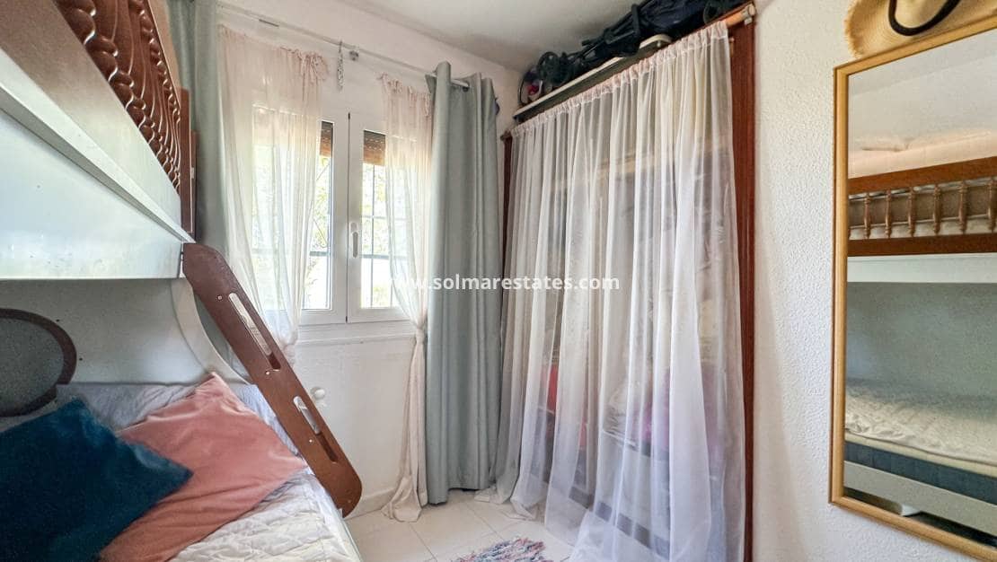 Apartamento de 1 habitación en Villamartin en venta con piscina - 105.000 € (Ref: 10023114)