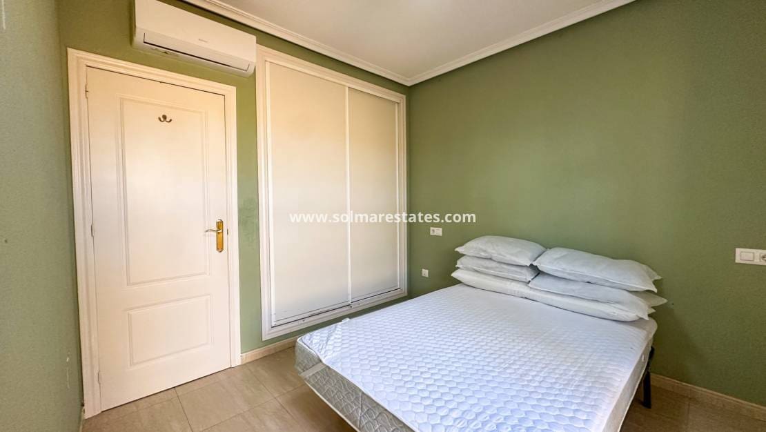 2 sypialnia Apartament na sprzedaż w Daya Nueva z basenem - 119 000 € (Ref: 10023115)