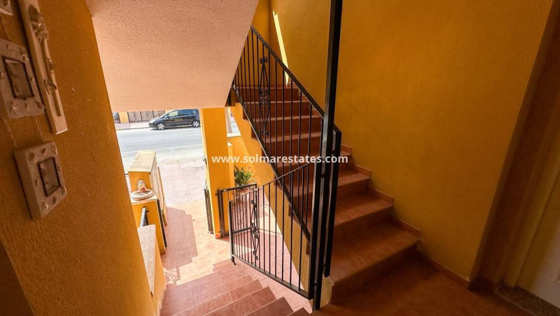 2 sypialnia Apartament na sprzedaż w Daya Nueva z basenem - 119 000 € (Ref: 10023115)