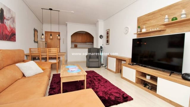 2 Zimmer Apartment zu verkaufen in San Miguel de Salinas mit Pool - 154.950 € (Ref: 10023116)