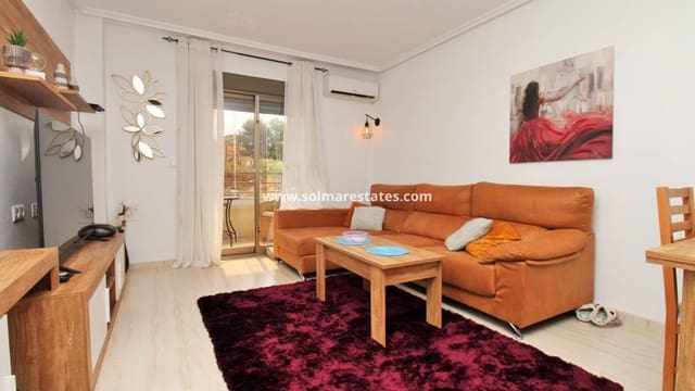 2 Zimmer Apartment zu verkaufen in San Miguel de Salinas mit Pool - 154.950 € (Ref: 10023116)