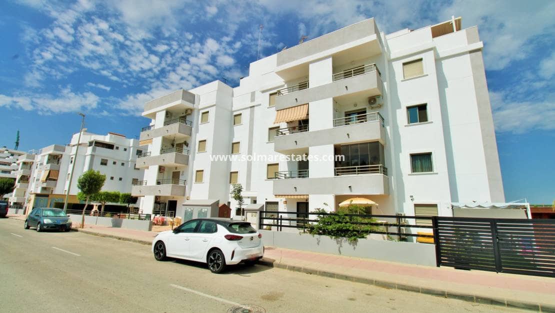 2 Zimmer Apartment zu verkaufen in San Miguel de Salinas mit Pool - 154.950 € (Ref: 10023116)