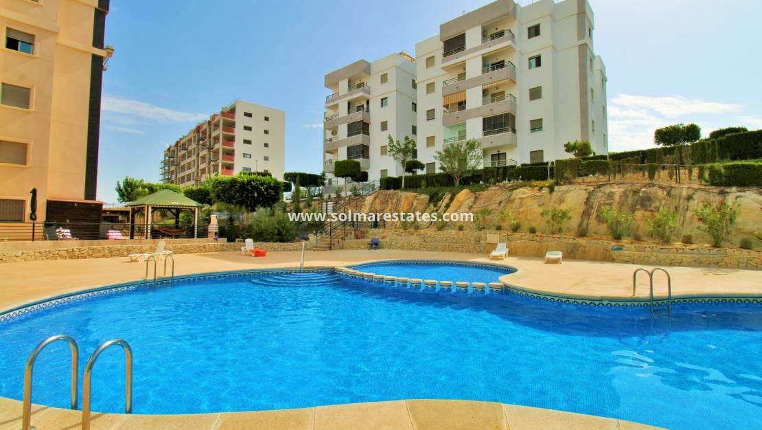 2 Zimmer Apartment zu verkaufen in San Miguel de Salinas mit Pool - 154.950 € (Ref: 10023116)