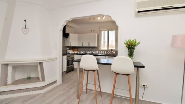 2 soveværelse Lejlighed til salg i Villamartin, Orihuela med swimmingpool - € 189.900 (Ref: 10023117)