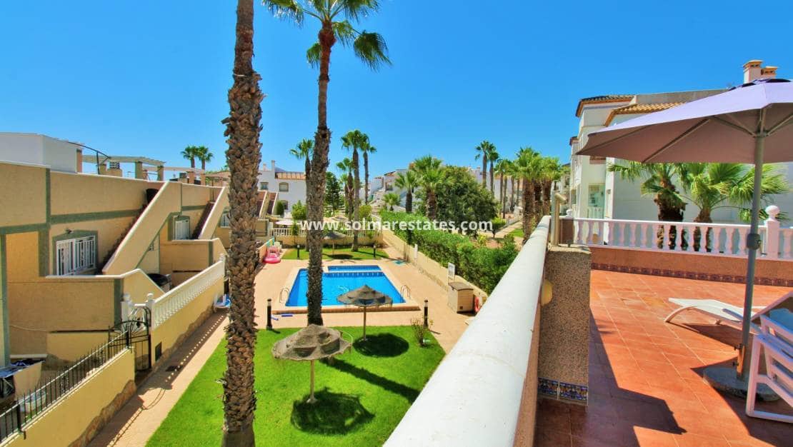 2 soveværelse Lejlighed til salg i Villamartin med swimmingpool - € 189.900 (Ref: 10023117)