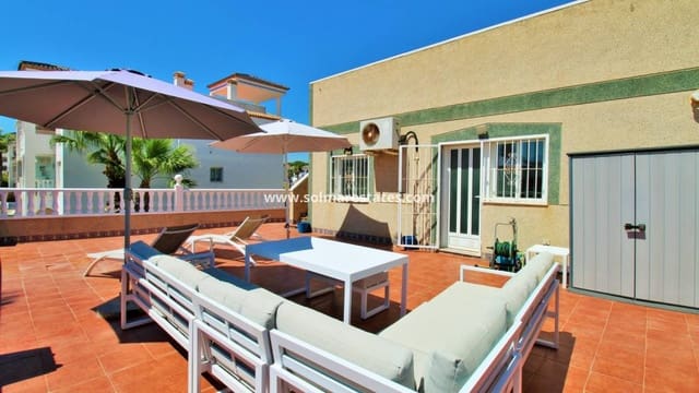 2 soveværelse Lejlighed til salg i Villamartin, Orihuela med swimmingpool - € 189.900 (Ref: 10023117)