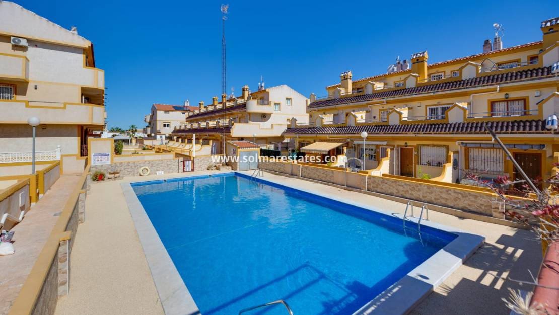 3 camera da letto Casa in vendita in Playa Flamenca con piscina - 184.000 € (Rif: 10023118)