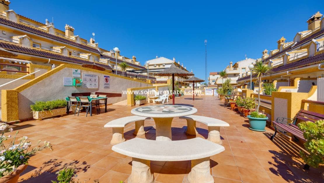 3 camera da letto Casa in vendita in Playa Flamenca con piscina - 184.000 € (Rif: 10023118)