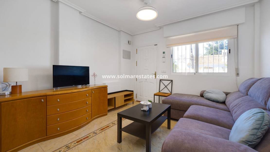 3 camera da letto Casa in vendita in Playa Flamenca con piscina - 184.000 € (Rif: 10023118)