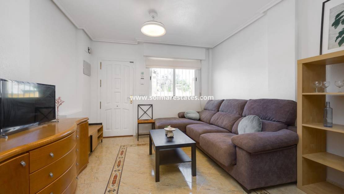 3 camera da letto Casa in vendita in Playa Flamenca con piscina - 184.000 € (Rif: 10023118)