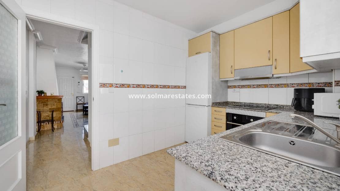 3 camera da letto Casa in vendita in Playa Flamenca con piscina - 184.000 € (Rif: 10023118)