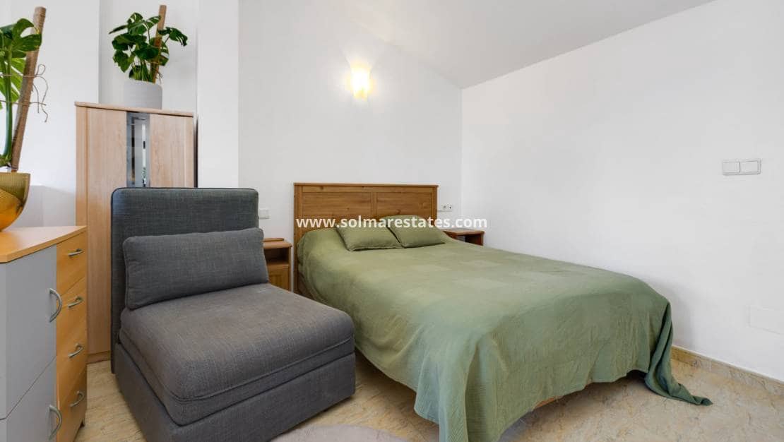 3 camera da letto Casa in vendita in Playa Flamenca con piscina - 184.000 € (Rif: 10023118)