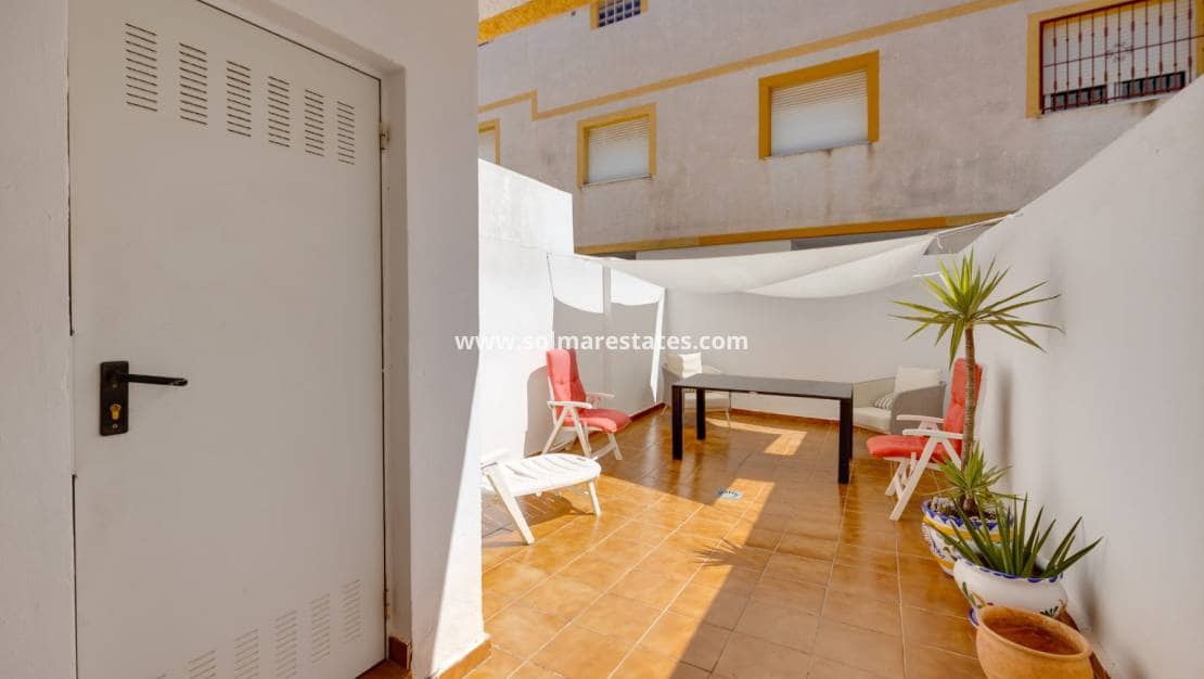 3 camera da letto Casa in vendita in Playa Flamenca con piscina - 184.000 € (Rif: 10023118)