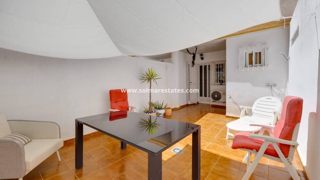 3 camera da letto Casa in vendita in Playa Flamenca con piscina - 184.000 € (Rif: 10023118)