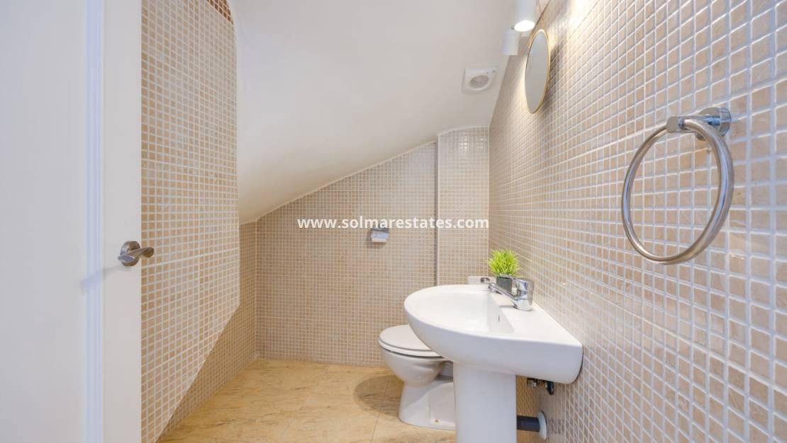3 camera da letto Casa in vendita in Playa Flamenca con piscina - 184.000 € (Rif: 10023118)