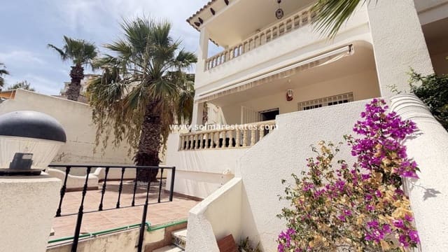 2 soveværelse Lejlighed til salg i Villamartin, Orihuela med swimmingpool - € 189.995 (Ref: 10024693)