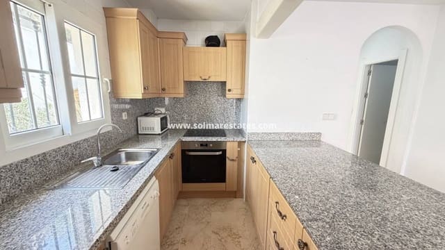 2 soveværelse Lejlighed til salg i Villamartin, Orihuela med swimmingpool - € 189.995 (Ref: 10024693)