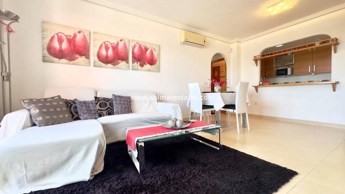 2 sovrum Lägenhet till salu i Playa Flamenca med pool - 229 900 € (Ref: 10025995)